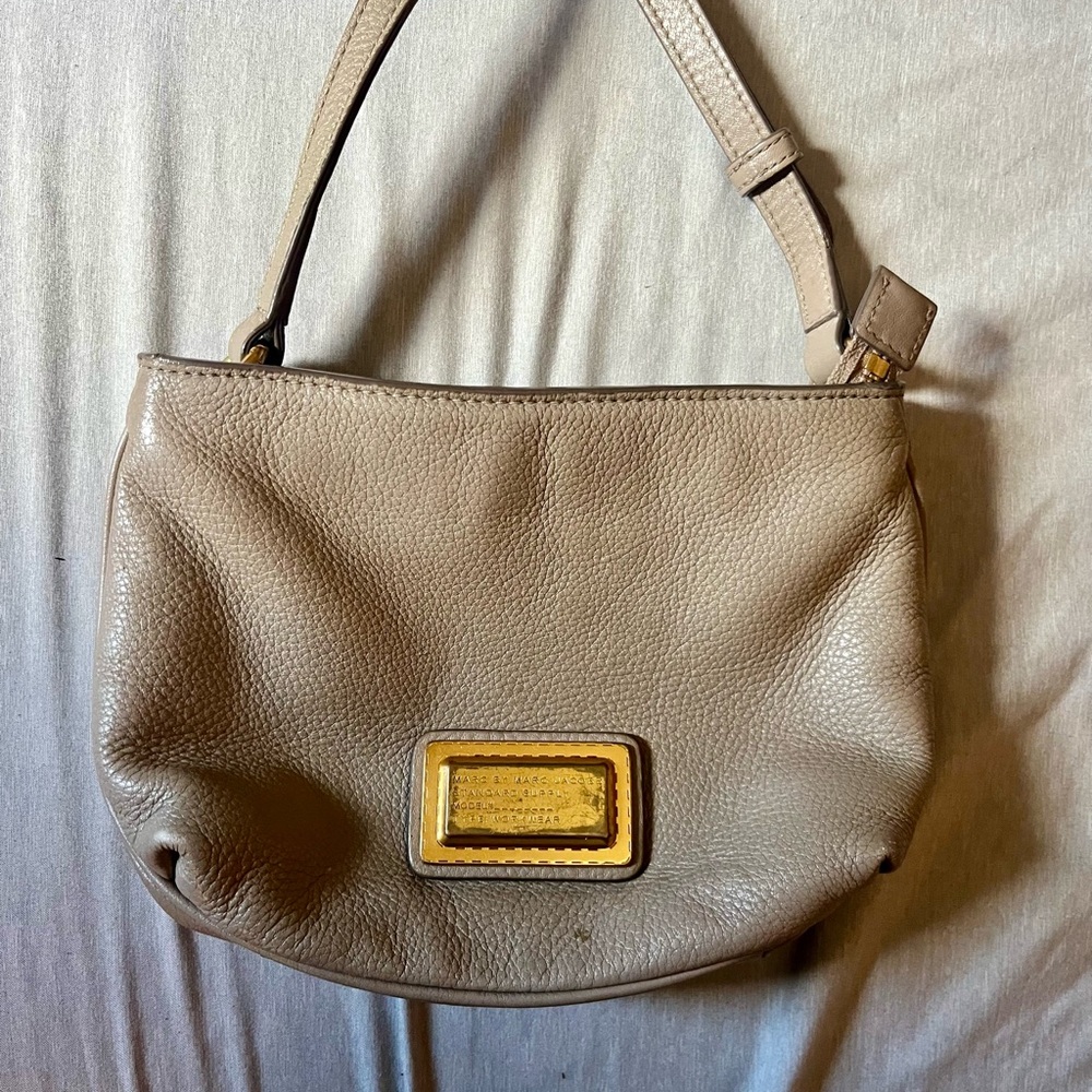 Marc Jacobs Tan Pebbled Leather Crossbody Bag